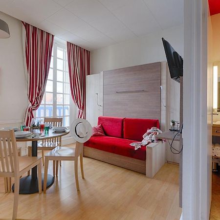 Goelia Residence Le Castel Normand ドーヴィル エクステリア 写真